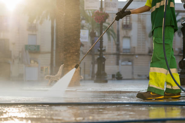 Best Animal Enclosure Cleaning  in Mayfield, PA